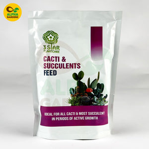 3 Star Plantcare cacti and succulents feed packaging on a white background