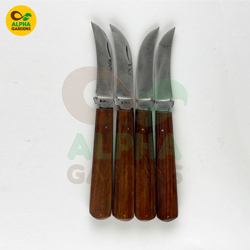 four-gardening-knives-with-wooden-handles